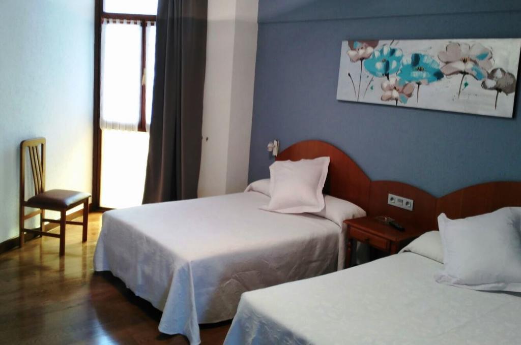 Hotel Urgain Oronoz-Mugaire Exterior foto